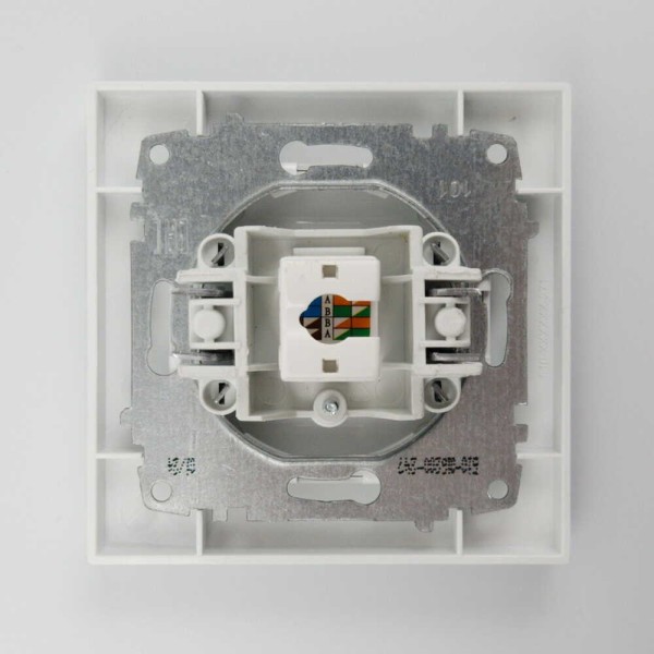 Розетка EL-BI VEGA белый мат компьютерная 1-я CAT6 RJ45 ( 510-016200-247 ) - фото №3