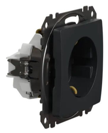 Розетка Schneider Electric Sedna Design & Elements с заземлением и шторками черная SDD114022 - фото №1