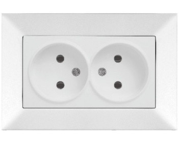 Розетка двойная Meridian, белый