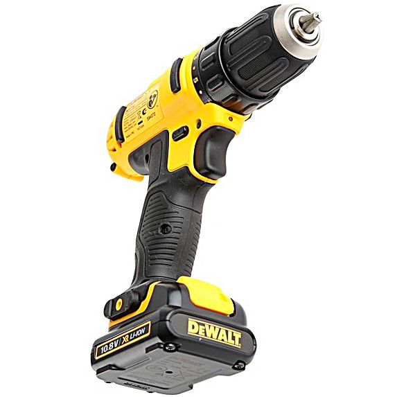 Шуруповерт аккумуляторный DeWALT DCD710D2 10,8В - фото №2