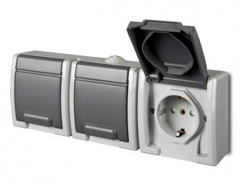 Розетка накладна 3-місна з кришкою Elektro-Plast Aquant IP55, 1246-10