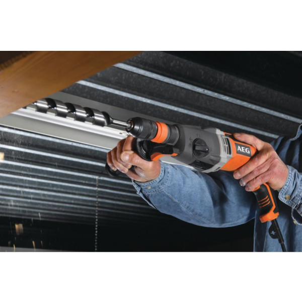 Перфоратор AEG 4935428190 1010Вт SDS-plus - фото №2