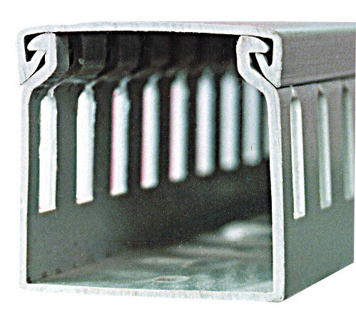 Перфорированный короб ETI B 100x60 T ПВХ 2м (3911052)