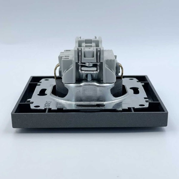 Розетка EL-BI VEGA антрацит матовый 1-я с заземлением ( 510-016700-217 ) - фото №3