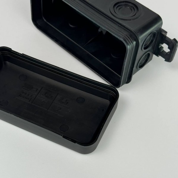 Коробка розподільча СКІМ K45B 85х43х39 чорна IP44 ( B1102005 ) - фото №6