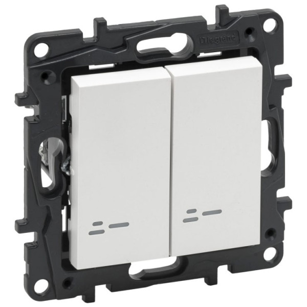Двоклавішний прохідний вимикач Legrand Niloe Step 10А з підсвіткою затискний механізм білий (863118)