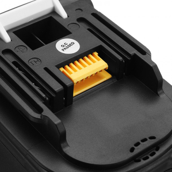 Акумулятор Makita 632G12-3 LXT BL1830B - фото №2