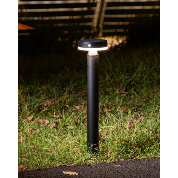 Вуличний світильник на сонячній батареї Goldlux 329790 Gwinea LED 1x4,5W 4000K 400Lm IP44 чорний - фото №2