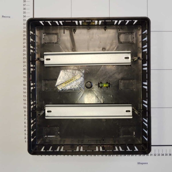 Бокс пластиковий VIOLUX на 24 модулі внутрішній ( 900102 ) - фото №1