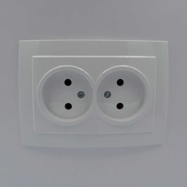 Розетка Nilson Touran белая 2-я без заземления ( 24111024 ) - фото №1