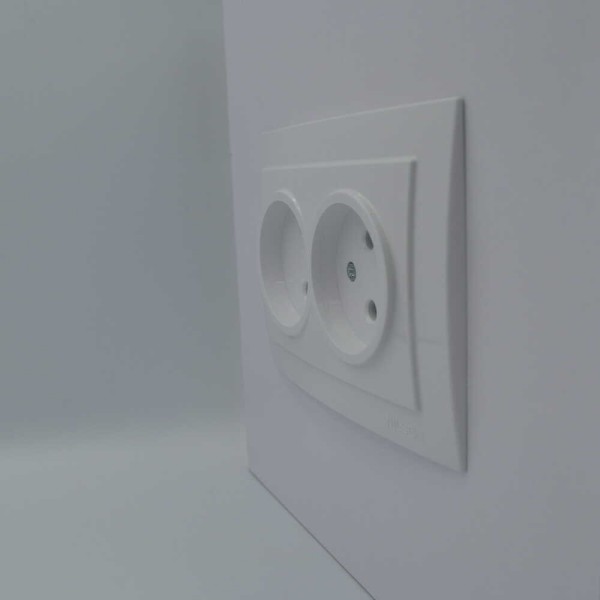 Розетка Nilson Touran белая 2-я без заземления ( 24111024 ) - фото №2