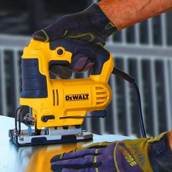 Сетевая лобзиковая пила DeWALT DWE349 650 Вт - фото №8
