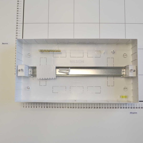 Бокс пластиковый NILSON quantum на 18 модулей внешний ( 32881018 ) - фото №1