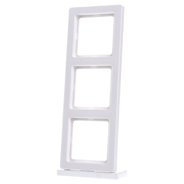 Рамка 3-местная полярная белизна Berker Q.1 - фото №1