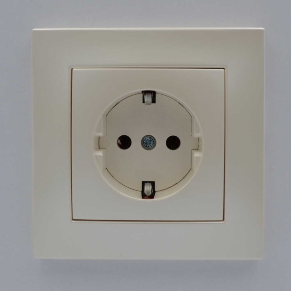 Розетка ELBI ZENA Silverline жемчужина 1-я с заземлением без рамки ( 609-012500-217 ) - фото №1
