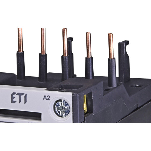 Тепловое реле ETI 004641406 RE 17D-4.0 (2.8-4A) (для CE, CAE, CE17) - фото №1