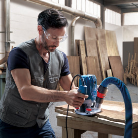 Вертикальнофрезерна машина Bosch GOF 130 (06016B7000) - фото №2