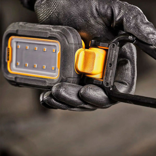 Акумуляторний світлодіодний ліхтар DeWALT DCL182 3,6 В 250/500/1000лм - фото №5