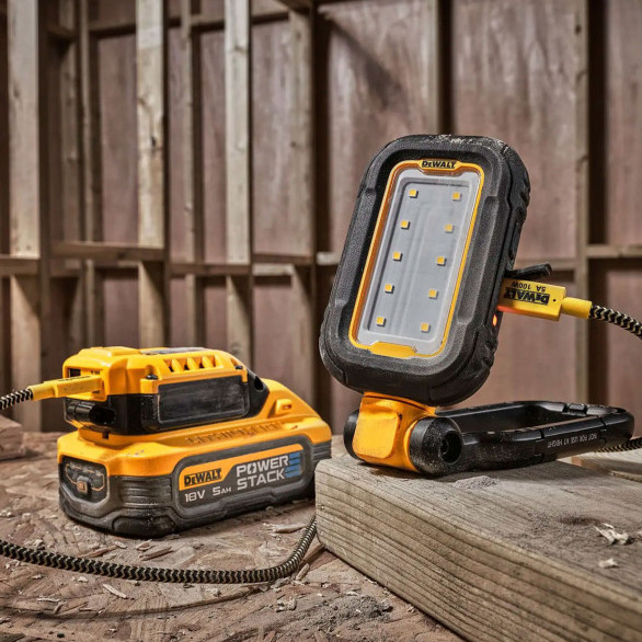 Акумуляторний світлодіодний ліхтар DeWALT DCL182 3,6 В 250/500/1000лм - фото №6