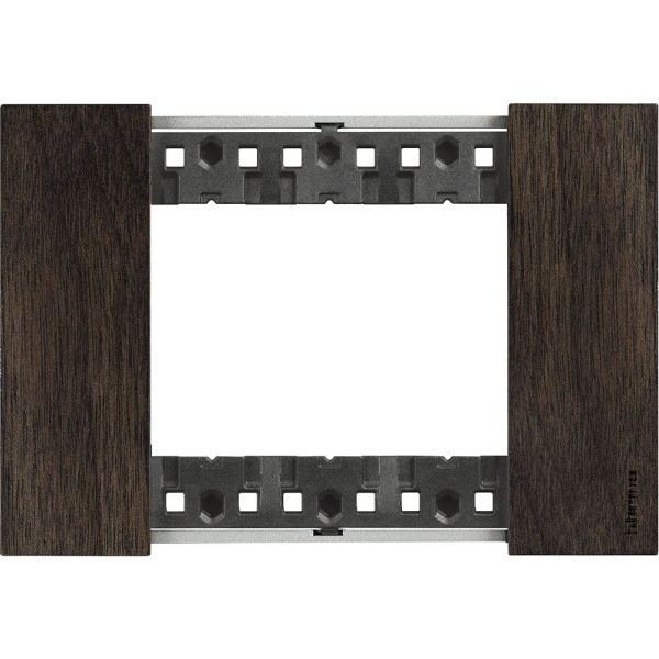 Рамка на 3 модуля Bticino Living Now KA4803LG (итальянский стандарт) орех