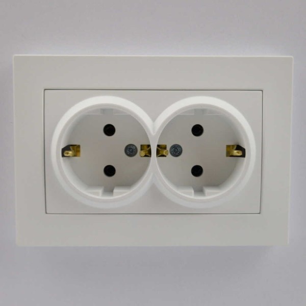 Розетка EL-BI VEGA белый мат 2-я с заземлением ( 510-016200-907 / 230-907 ) - фото №1
