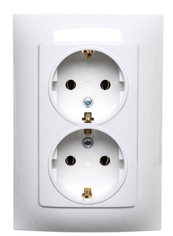 Двойная розетка Kontakt Simon Simon 10 CGSZ2/11 с заземлением Schuko (белый)