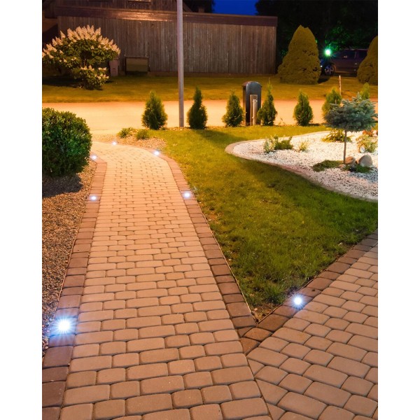 Вуличний світильник Goldlux 209016 Cometa GU10 1x50W IP65 нікелевий - фото №1