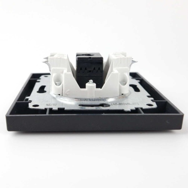 Розетка EL-BI VEGA черная мат компьютерная 1-я CAT6 RJ45 ( 510-014800-247 ) - фото №4