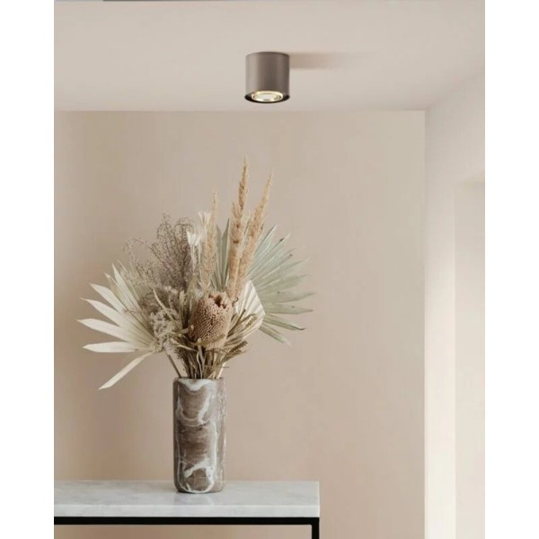 Точечный светильник Goldlux 325372 Xeno GU10 1x10W IP20 черный - фото №1