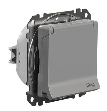 Розетка Schneider Electric Sedna Design & Elements с заземлением шторками и крышкой IP44 алюминий SDD213024 - фото №1