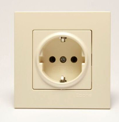 Розетка с з/к Gunsan Eqona крем - фото №1