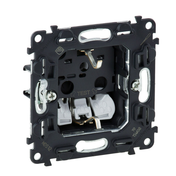 Механізм розетки із з/к та шторками Legrand Valena In`Matic