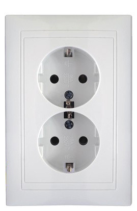 Двойная розетка Elcor Emily 9215 (211570) с заземлением (белый)
