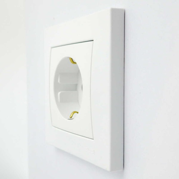 Розетка EL-BI VEGA білий мат 1-на з заземленням ( 510-016200-217 ) - фото №2