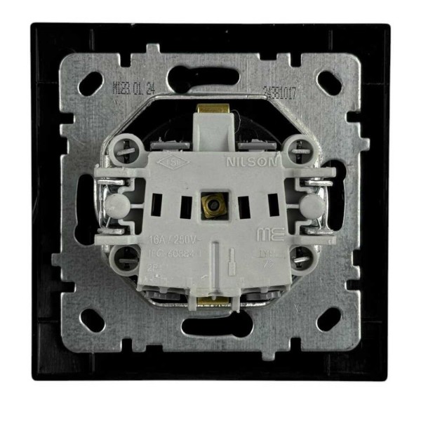 Розетка Nilson Touran чорная мат 1-я с заземлением ( 24381017 ) - фото №1