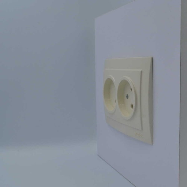 Розетка Nilson Touran кремова 2-на без заземлення ( 24121024 ) - фото №2