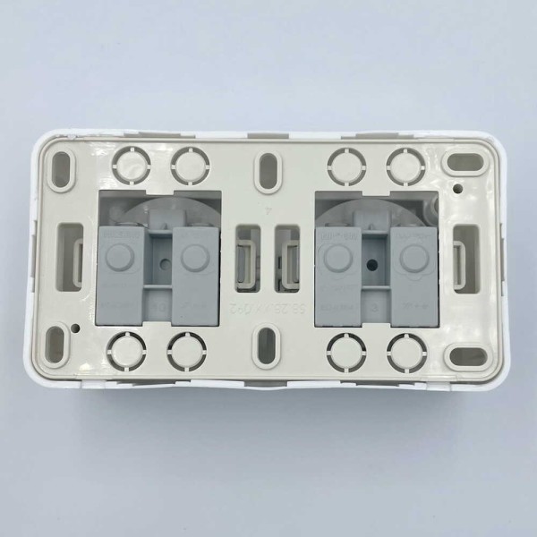 Розетка Nilson Unique біла 2-на без заземлення ( 28111024 ) - фото №3