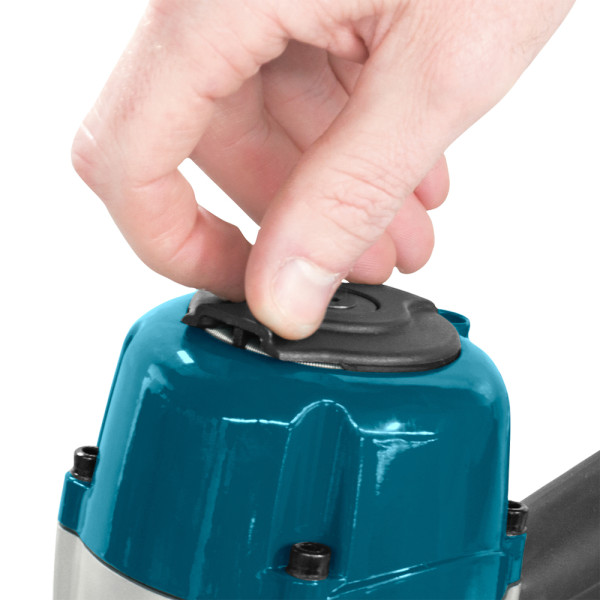 Пневматичний безщітковий степлер Makita AF635 32-64мм 15 Ga - фото №6