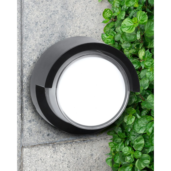 Вуличний світильник Goldlux 328786 Essen LED 1x12W 4000K 1400Lm IP44 чорний - фото №1