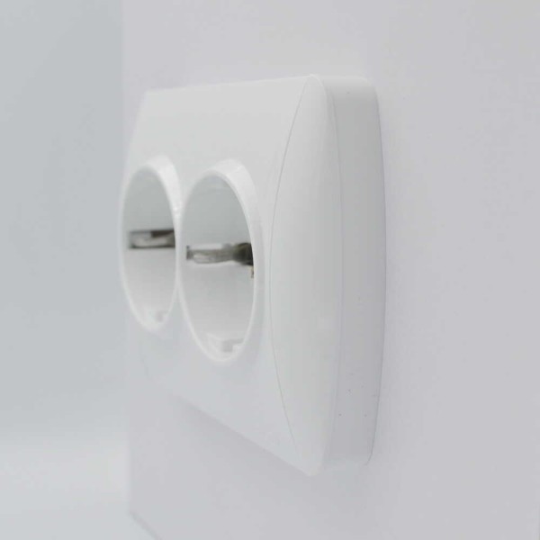 Розетка ELBI ZIRVE Fixline белая 2-я с заземлением ( 501-010202-907 ) - фото №1