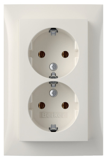 Двойная розетка Berker S.1 47748989 с заземлением (полярная белизна)