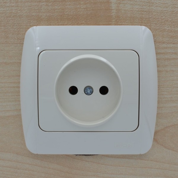 Розетка ELBI ZIRVE Fixline кремовая 1-я без заземления (501-010301-215) - фото №2