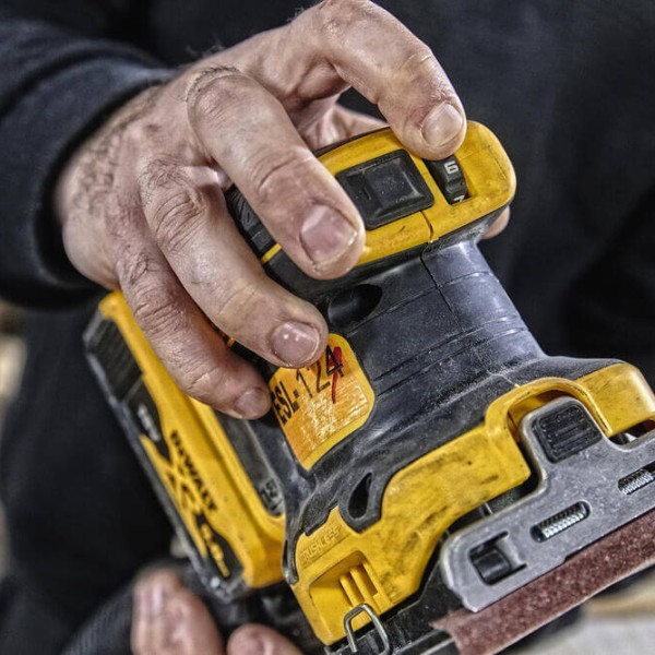 Вибрационная шлифмашина DeWALT DCW200N XR Li-Ion 18В 8000-13500об/мин - фото №8