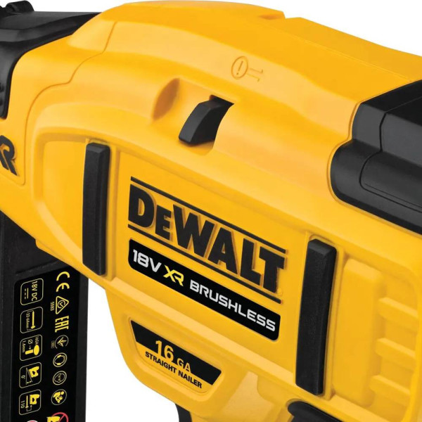 Аккумуляторный штифтозабивной бесщеточный финишный пистолет DeWALT DCN662N XR Li-Ion 18 В гвоздозабивной аккумуляторный DeWALT, 18В XR без аккумуляторов и зарядного устройства - фото №1