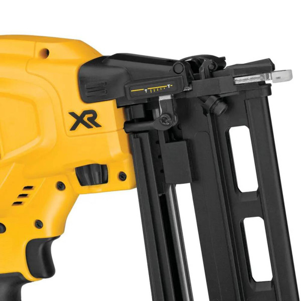 Аккумуляторный штифтозабивной бесщеточный финишный пистолет DeWALT DCN662N XR Li-Ion 18 В гвоздозабивной аккумуляторный DeWALT, 18В XR без аккумуляторов и зарядного устройства - фото №4