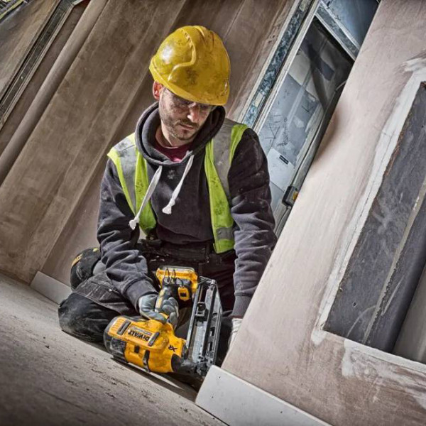 Аккумуляторный штифтозабивной бесщеточный финишный пистолет DeWALT DCN662N XR Li-Ion 18 В гвоздозабивной аккумуляторный DeWALT, 18В XR без аккумуляторов и зарядного устройства - фото №6