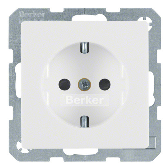 Розетка с з/к и шторками полярная белизна Berker Q.х