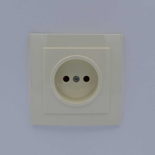 Розетка Nilson Touran кремова 1-на без заземлення ( 24121015 ) - фото №1