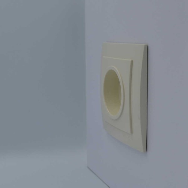 Розетка Nilson Touran кремова 1-на без заземлення ( 24121015 ) - фото №2