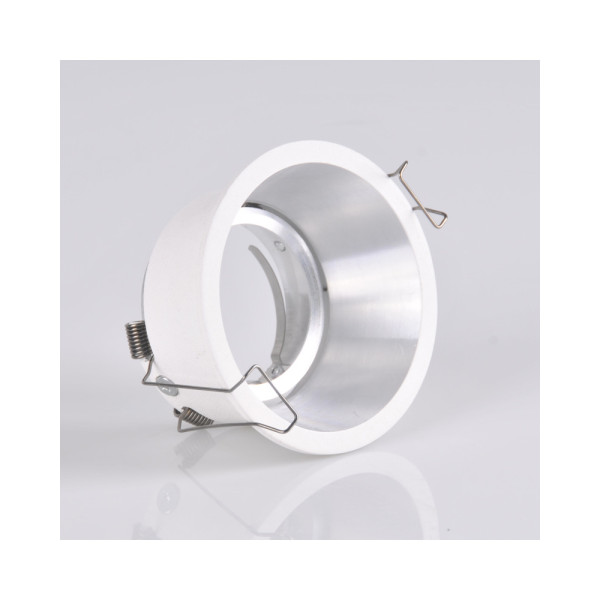 Точечный светильник Goldlux 315465 Kolding GU5.3 1x12W IP20 - фото №4